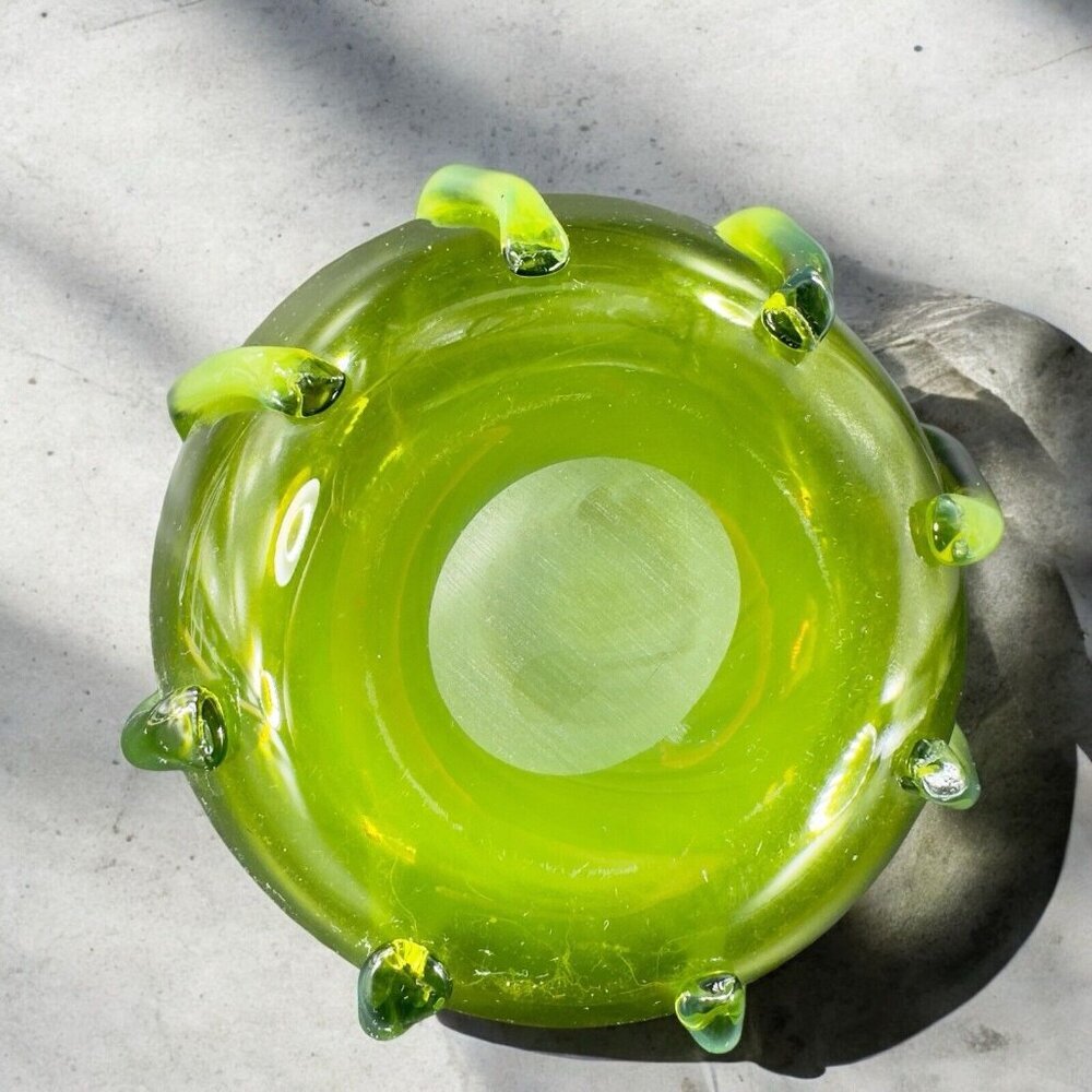 Antique Bohemian Hand Blown Green Opalescent Applied Glass Vase Vessel‎ Vintage - Picture 4 of 16